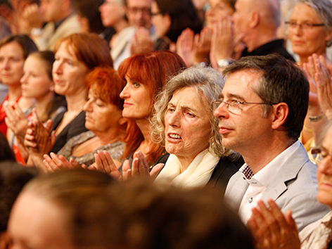 Eröffnung_Publikum: Foto: Johannes Puch