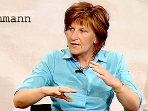 Ursula M&auml;rz, Jurorin, Bachmannpreis 2004 (Bild: ORF K&auml;rnten)