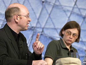 Burkhart Spinnen, im Hintergrund Daniela Strigl (Bild: ORF - Puch)