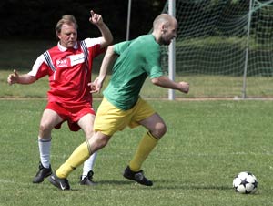Fussballspiel Literatur-ORF (Bild: Johannes Puch)